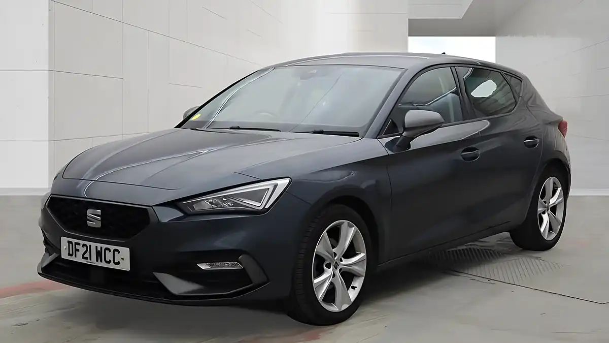 Used 2021 SEAT Leon Fr Grey - Interior and Exterior details 4