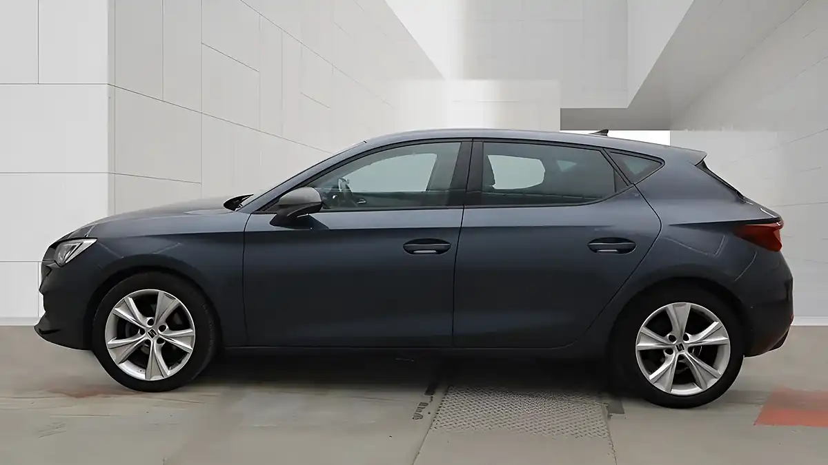 Used 2021 SEAT Leon Fr Grey - Interior and Exterior details 7