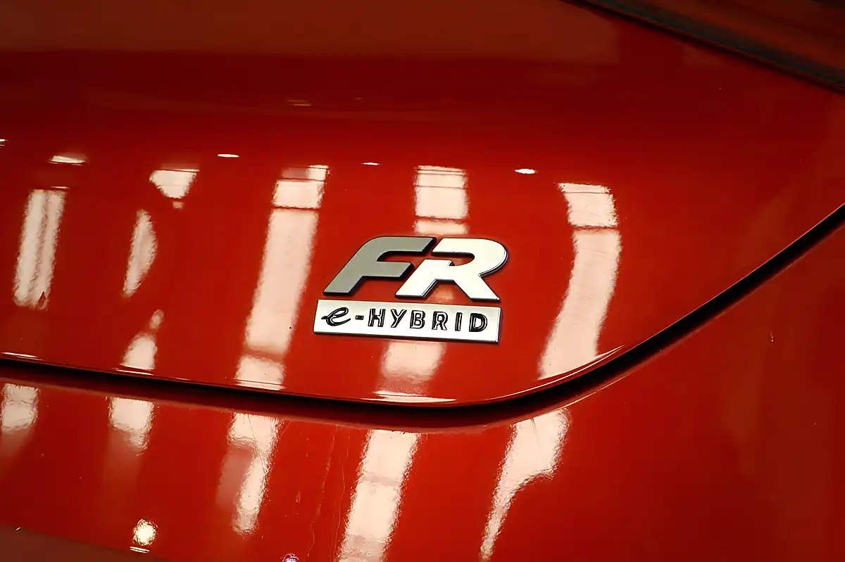 Used 2021 SEAT Leon Fr Red - Interior and Exterior details 7