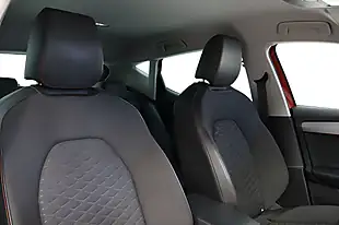 Used 2021 SEAT Leon Fr Red - Interior and Exterior details 8