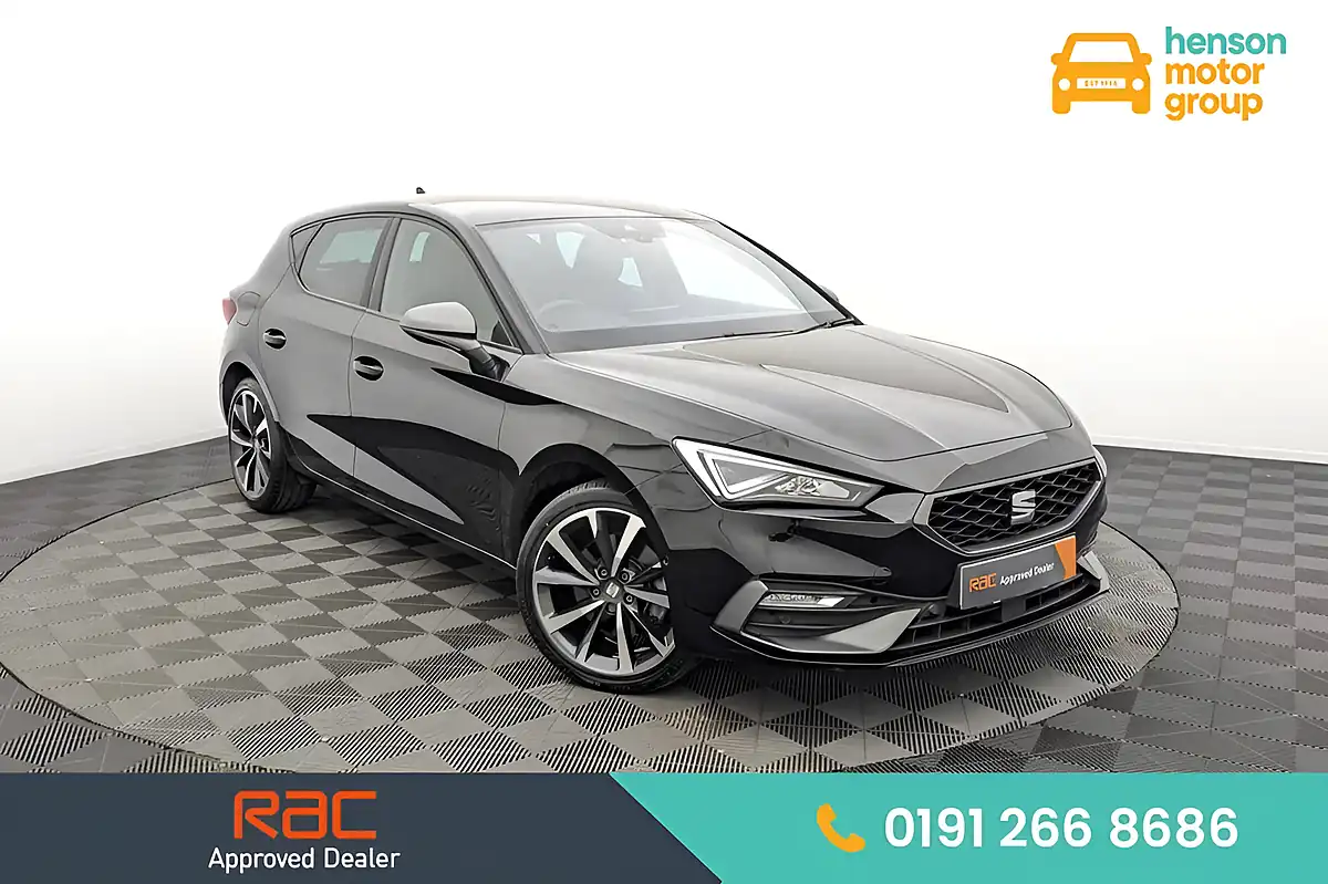 Used 2021 SEAT Leon Fr Sport Black - Front View