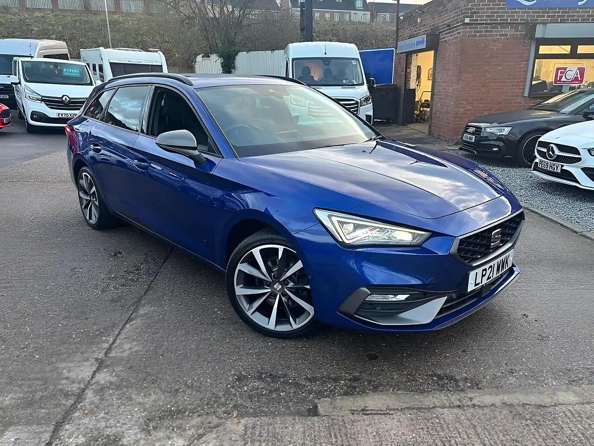 Used 2021 SEAT Leon Fr Sport Blue - Interior and Exterior details 3