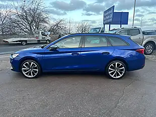 Used 2021 SEAT Leon Fr Sport Blue - Interior and Exterior details 8