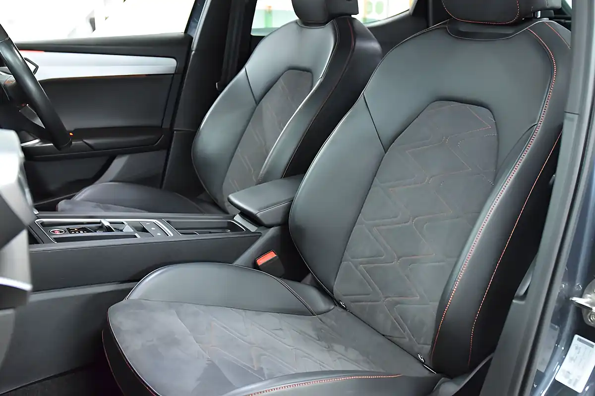 Used 2021 SEAT Leon Fr Sport Grey - Interior and Exterior details 16