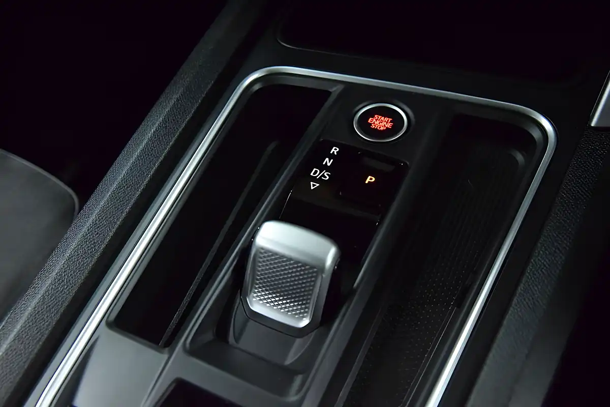 Used 2021 SEAT Leon Fr Sport Grey - Interior and Exterior details 18