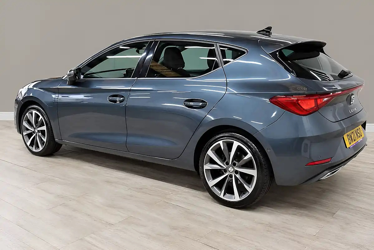 Used 2021 SEAT Leon Fr Sport Grey - Interior and Exterior details 3