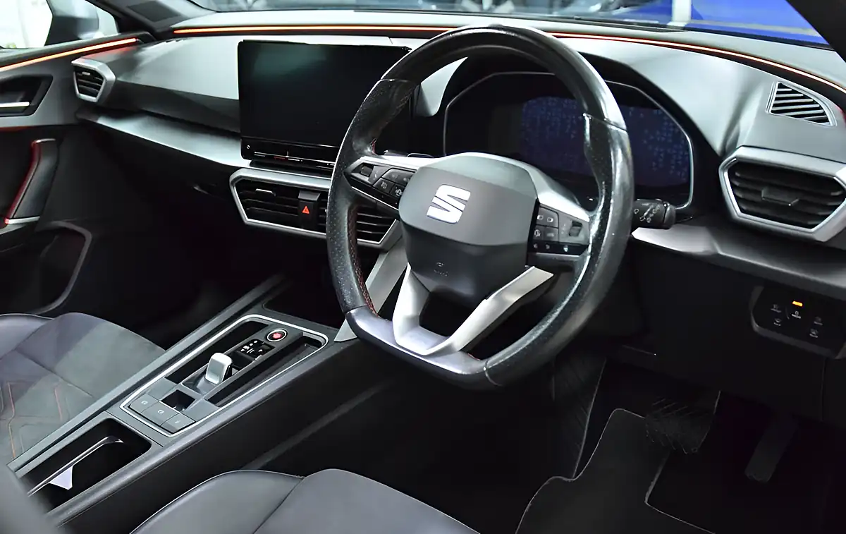 Used 2021 SEAT Leon Fr Sport Grey - Interior and Exterior details 7