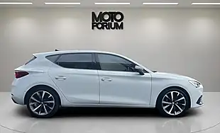 Used 2021 SEAT Leon Fr Sport White - Interior and Exterior details 11