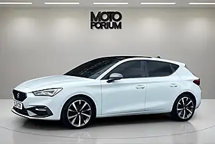 Used 2021 SEAT Leon Fr Sport White - Interior and Exterior details 3