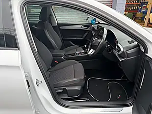 Used 2021 SEAT Leon Fr White - Interior and Exterior details 14