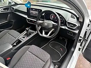 Used 2021 SEAT Leon Fr White - Interior and Exterior details 15