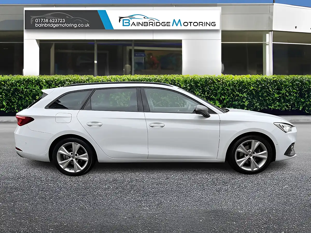 Used 2021 SEAT Leon Fr White - Interior and Exterior details 2