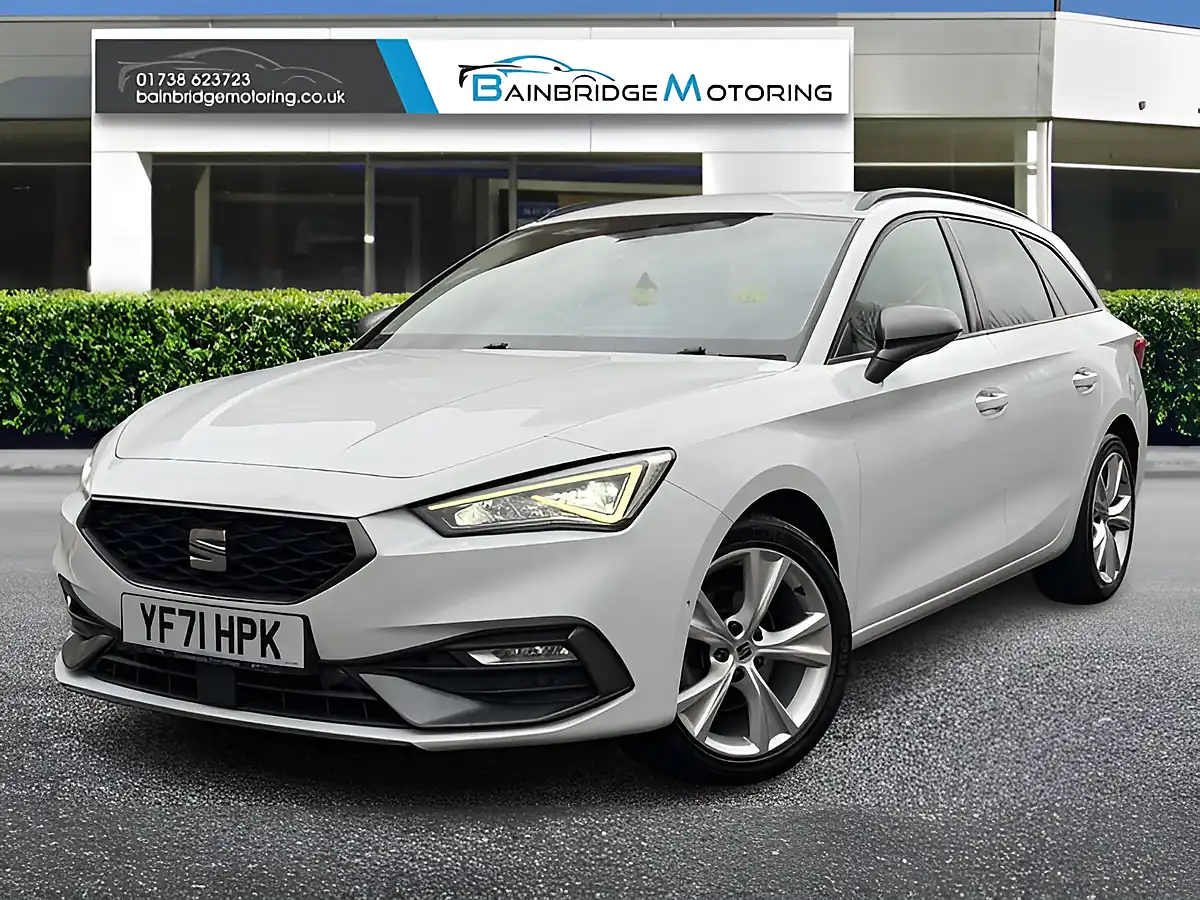 Used 2021 SEAT Leon Fr White - Interior and Exterior details 7