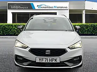 Used 2021 SEAT Leon Fr White - Interior and Exterior details 8