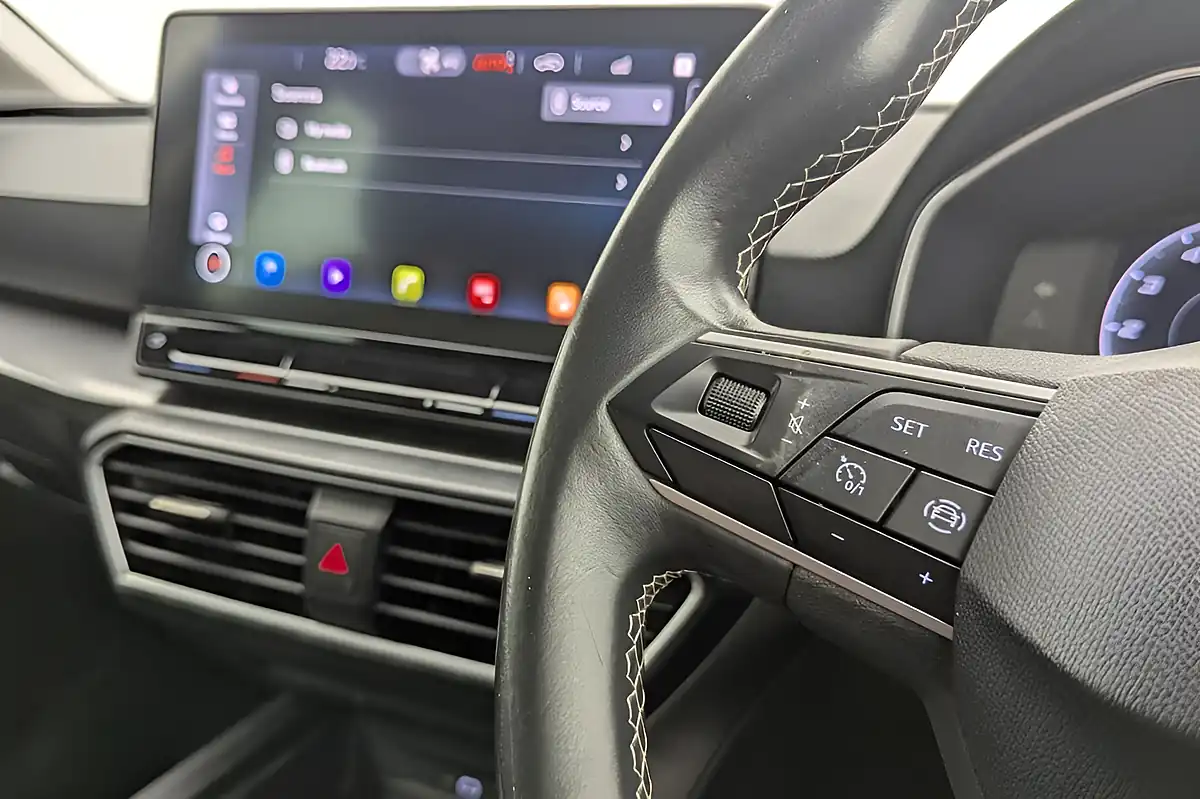Used 2021 SEAT Leon Se Dynamic Black - Interior and Exterior details 11