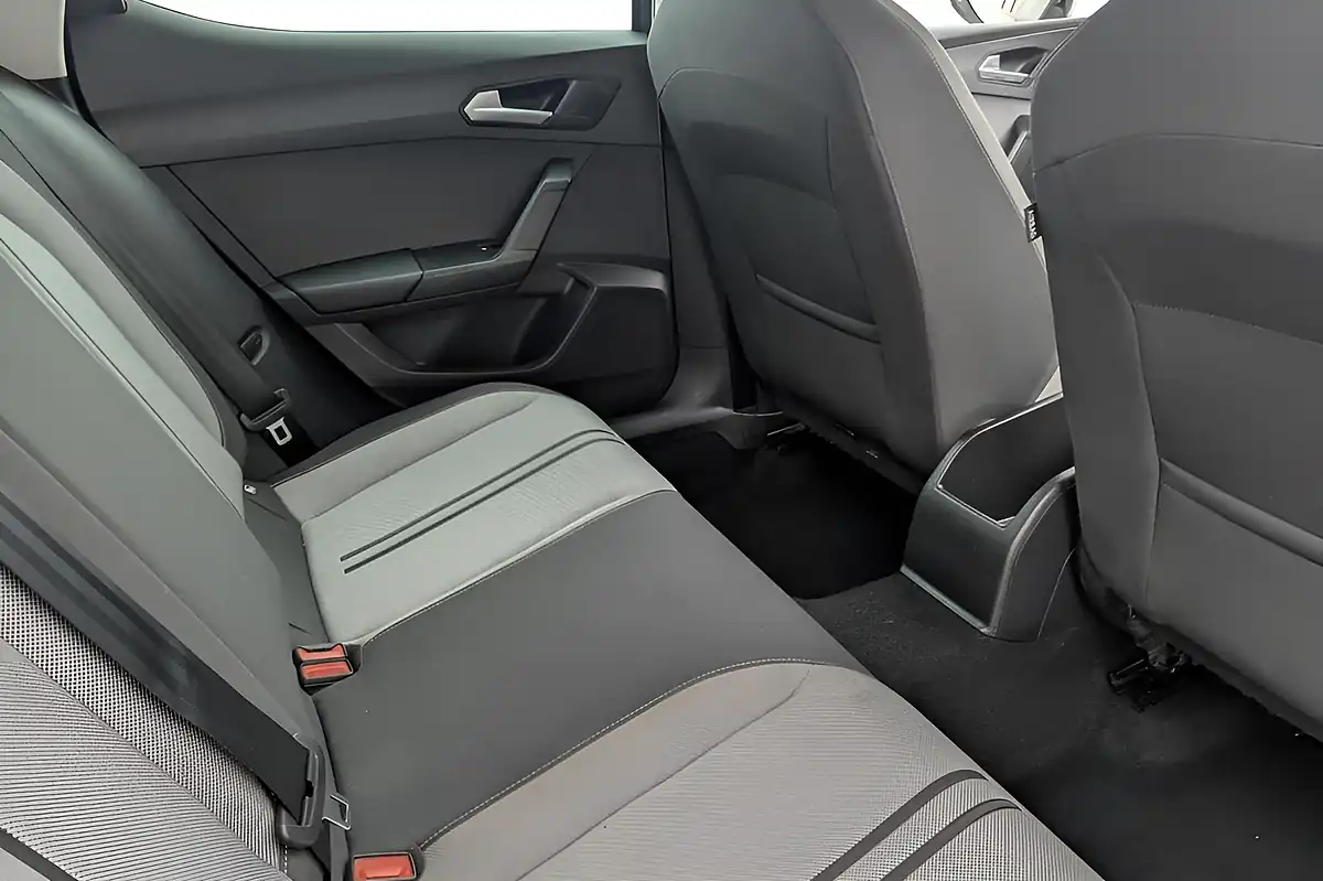 Used 2021 SEAT Leon Se Dynamic Black - Interior and Exterior details 14