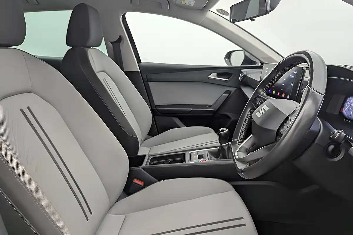 Used 2021 SEAT Leon Se Dynamic Black - Interior and Exterior details 2