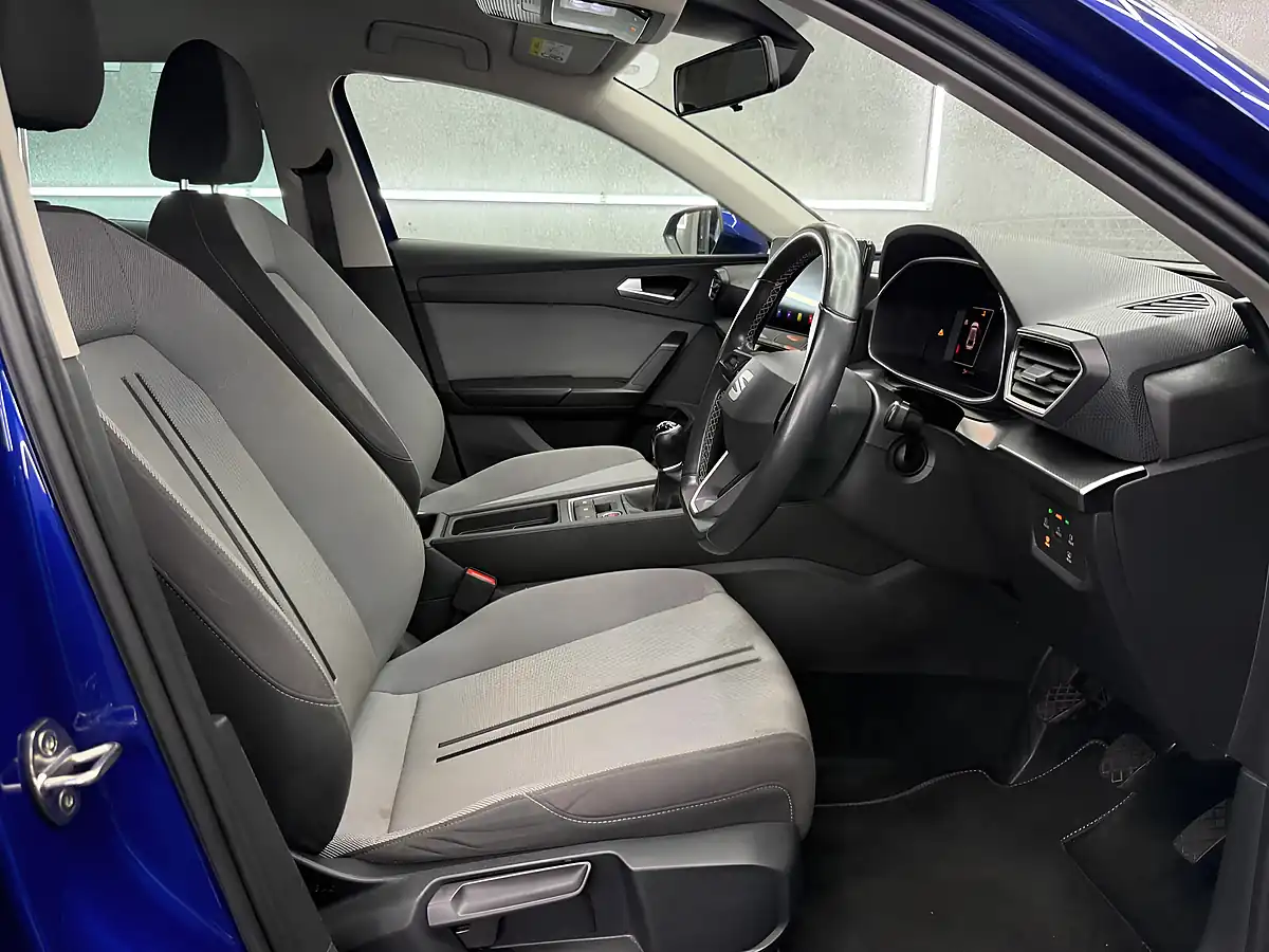 Used 2021 SEAT Leon Se Dynamic Blue - Interior and Exterior details 14