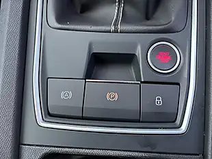 Used 2021 SEAT Leon Se Dynamic Silver - Interior and Exterior details 18