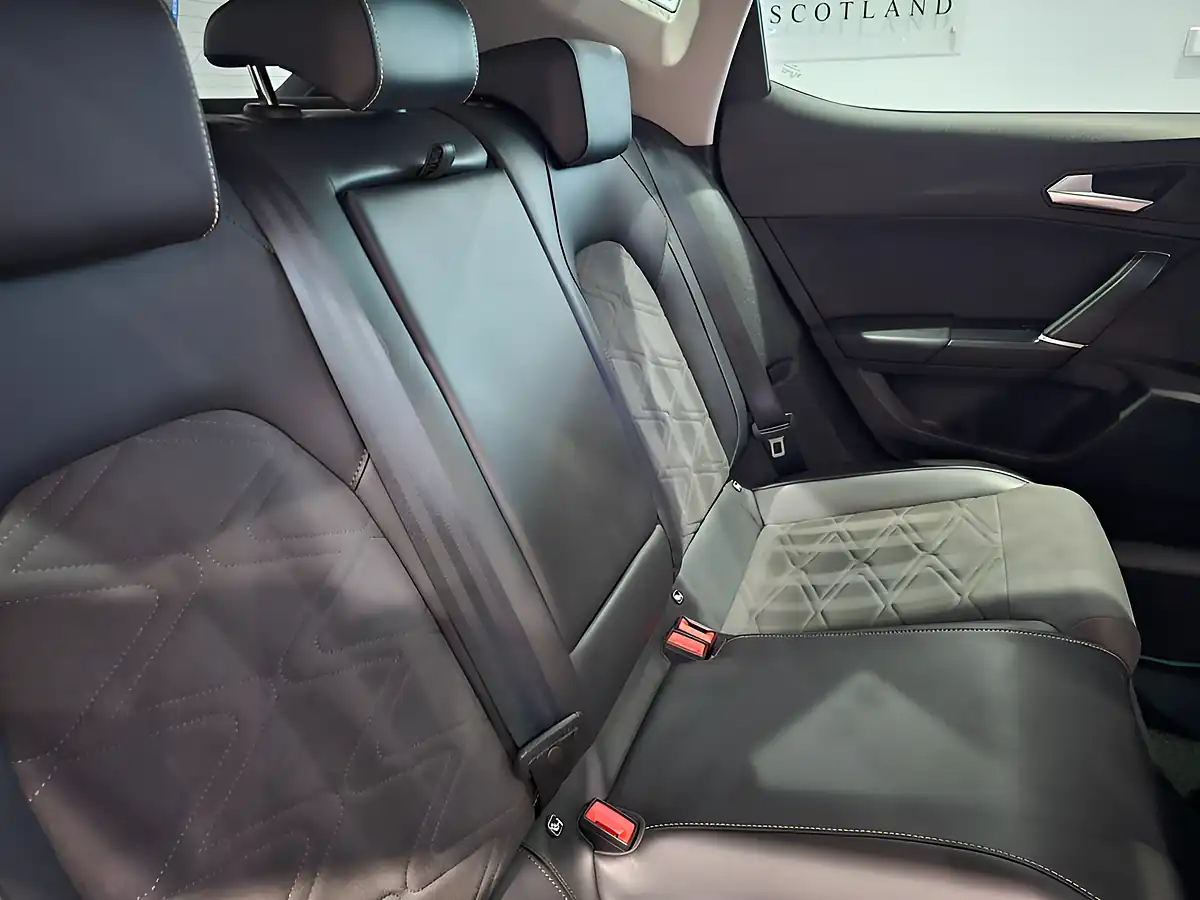 Used 2021 SEAT Leon Xcellence Blue - Interior and Exterior details 18