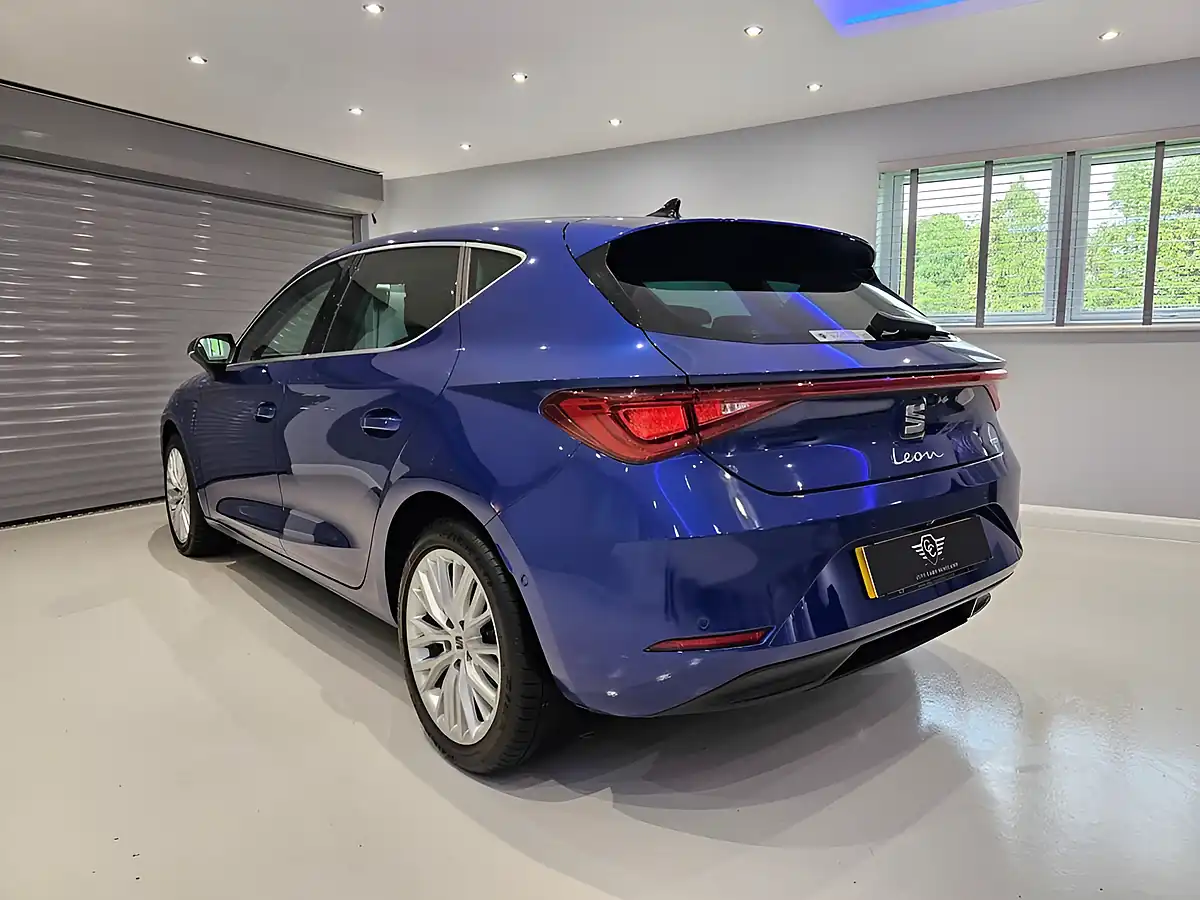Used 2021 SEAT Leon Xcellence Blue - Interior and Exterior details 6