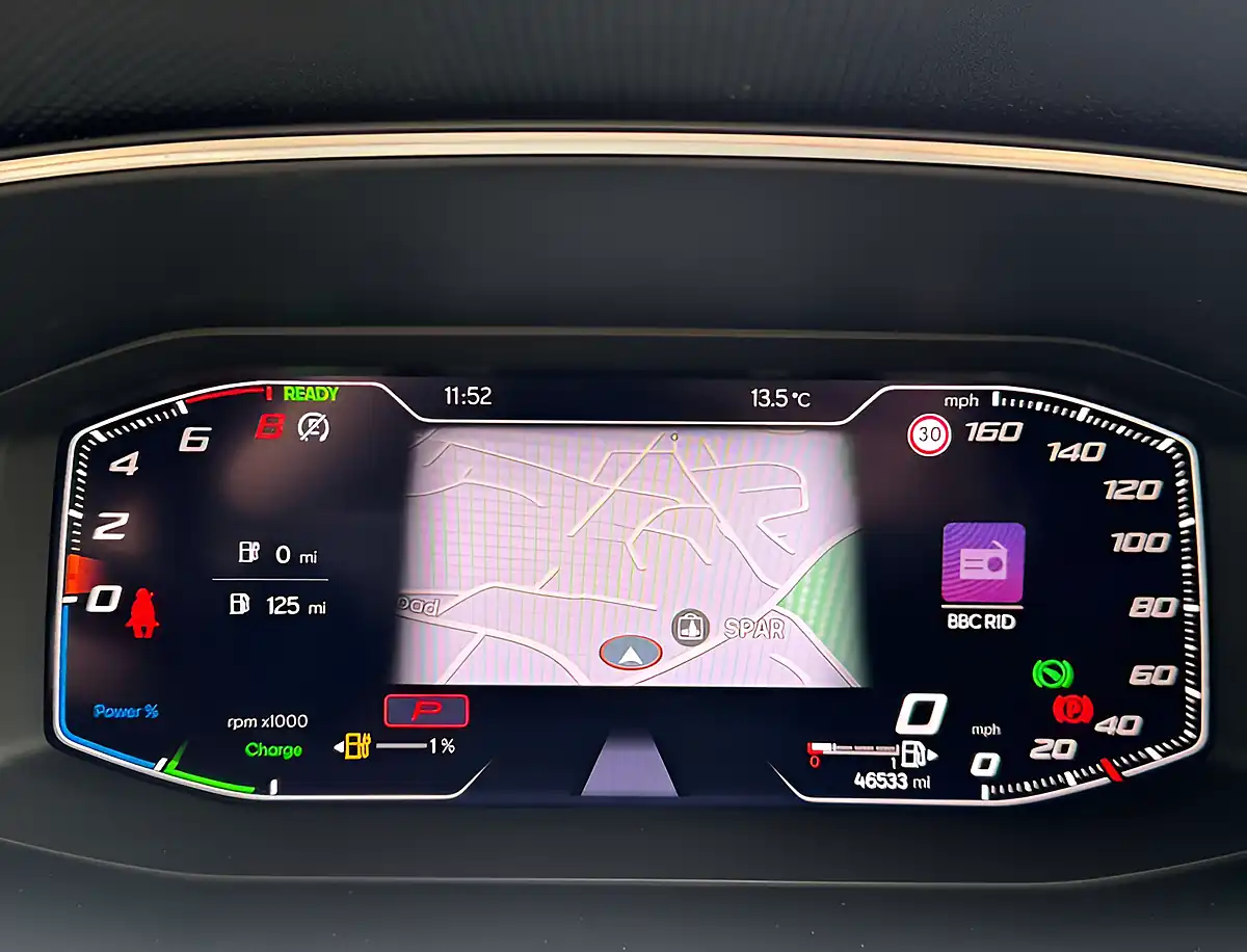 Used 2021 SEAT Leon Xcellence Luxury Asphalt Blue - Interior and Exterior details 12