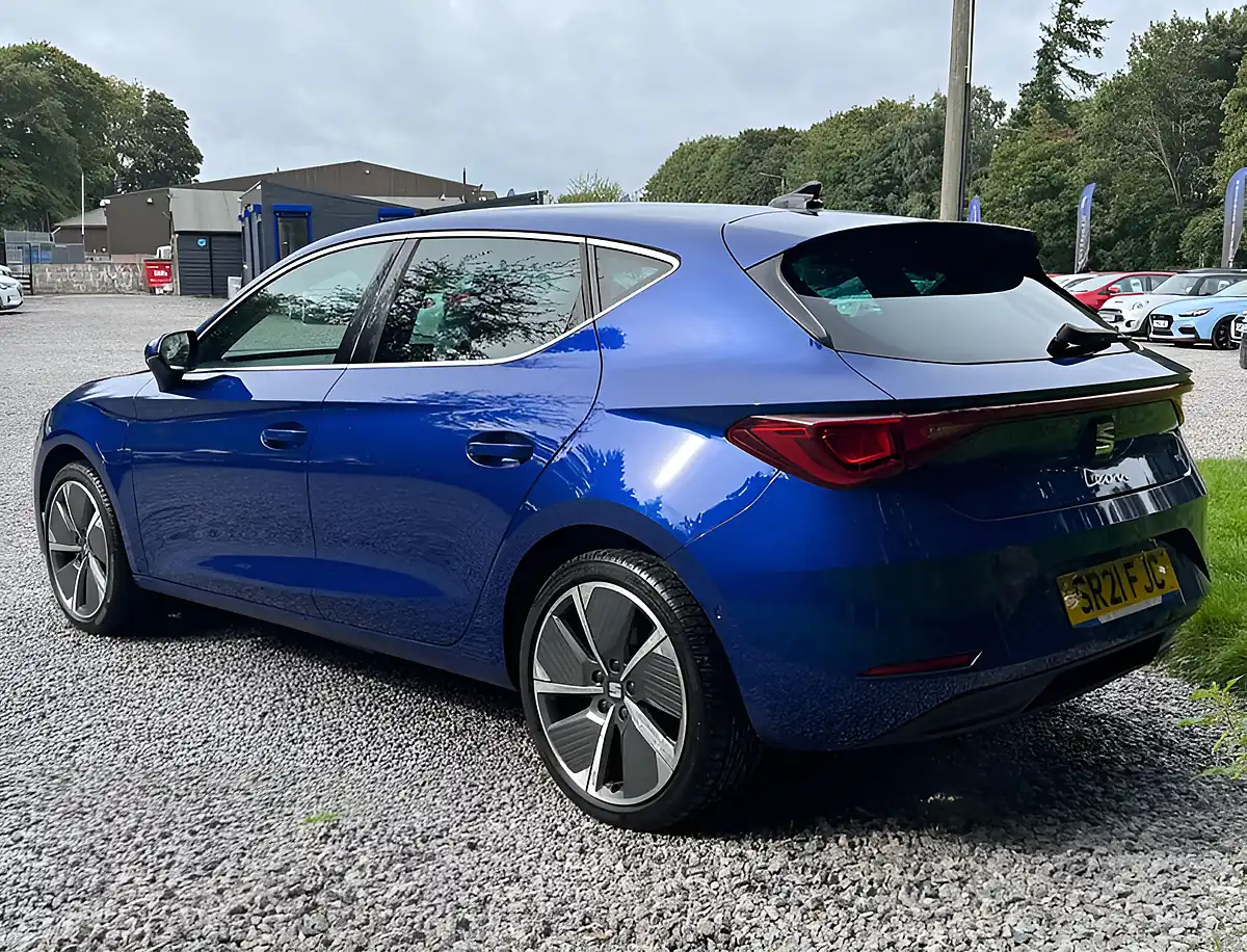 Used 2021 SEAT Leon Xcellence Luxury Asphalt Blue - Interior and Exterior details 5