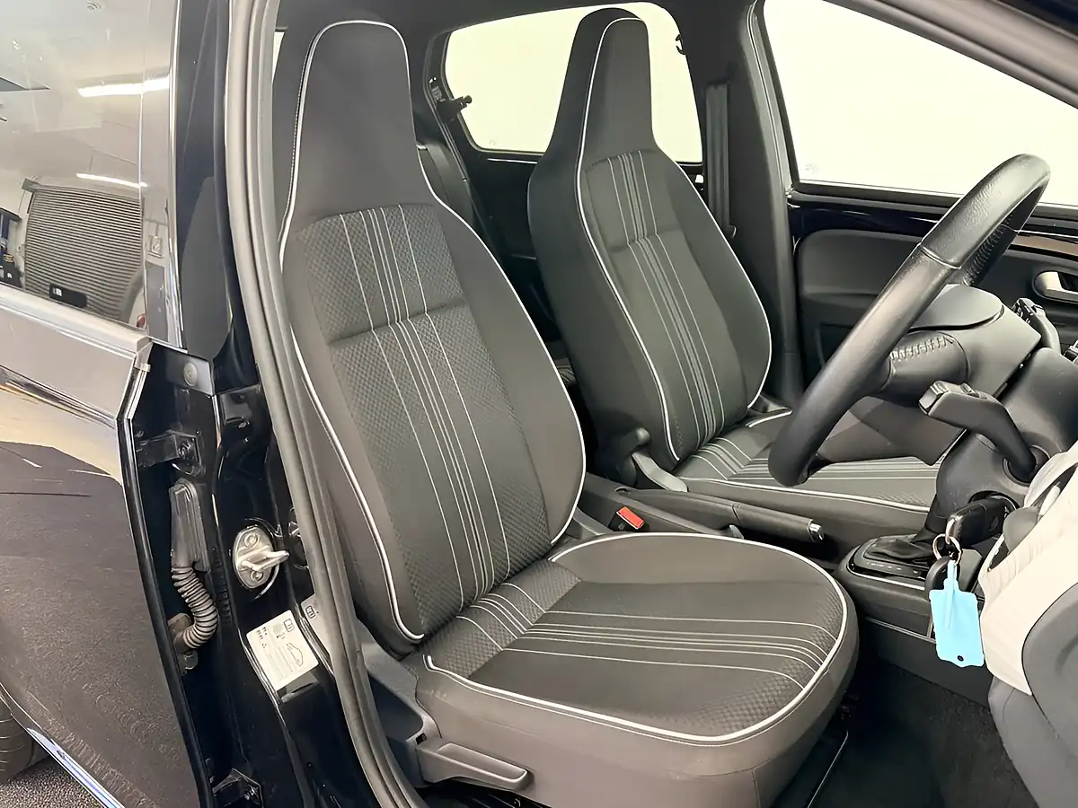 Used 2021 SEAT Mii Deep Black - Interior and Exterior details 2
