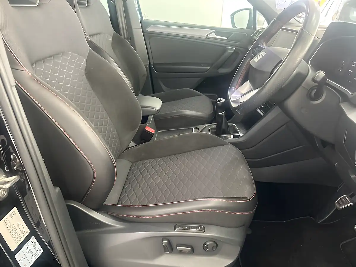 Used 2021 SEAT Tarraco Fr Black - Interior and Exterior details 13