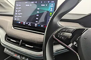 Used 2021 Skoda Enyaq 60 Blue - Interior and Exterior details 10