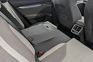 Used 2021 Skoda Enyaq 60 Blue - Interior and Exterior details 11