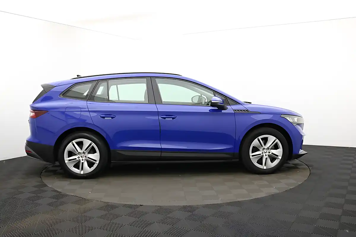 Used 2021 Skoda Enyaq 60 Blue - Interior and Exterior details 2
