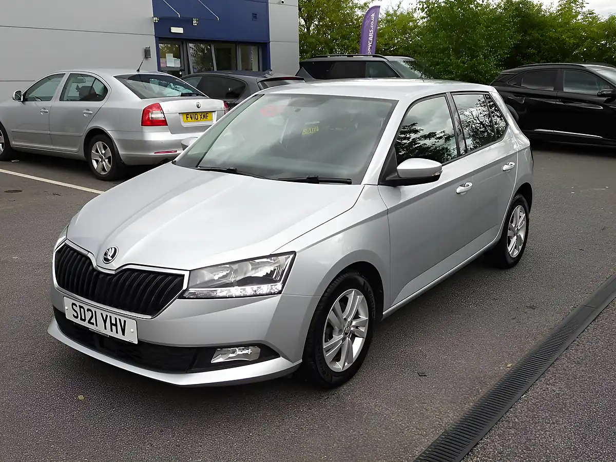 Used 2021 Skoda Fabia Se Brilliant Silver - Front View