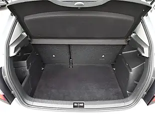 Used 2021 Skoda Fabia Se Brilliant Silver - Interior and Exterior details 14