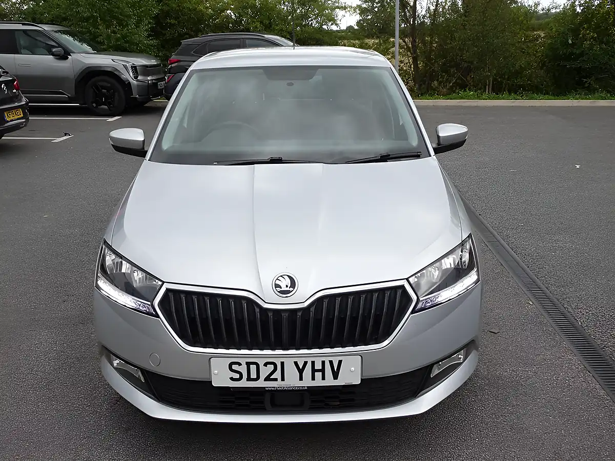 Used 2021 Skoda Fabia Se Brilliant Silver - Interior and Exterior details 4
