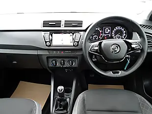 Used 2021 Skoda Fabia Se Brilliant Silver - Interior and Exterior details 5