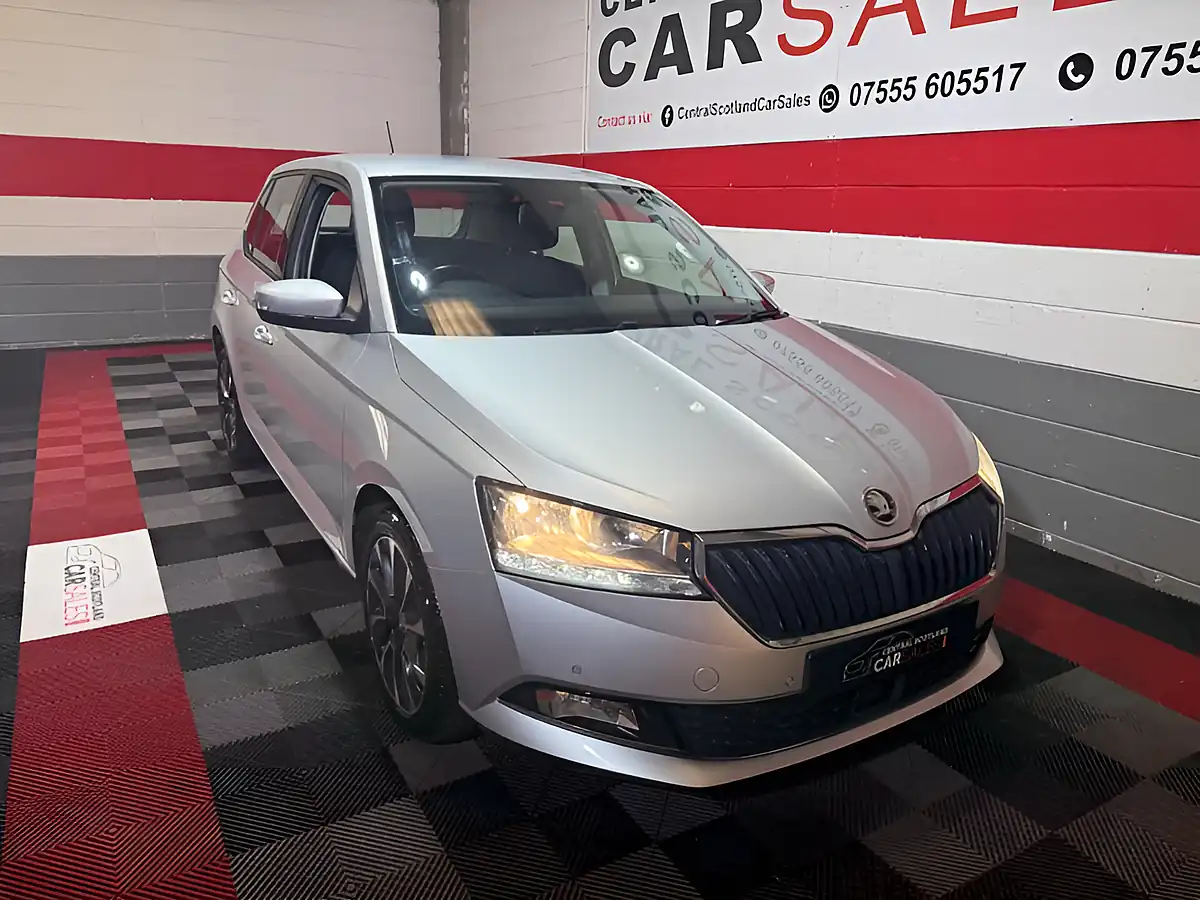Used 2021 Skoda Fabia Se Drive Silver - Interior and Exterior details 5