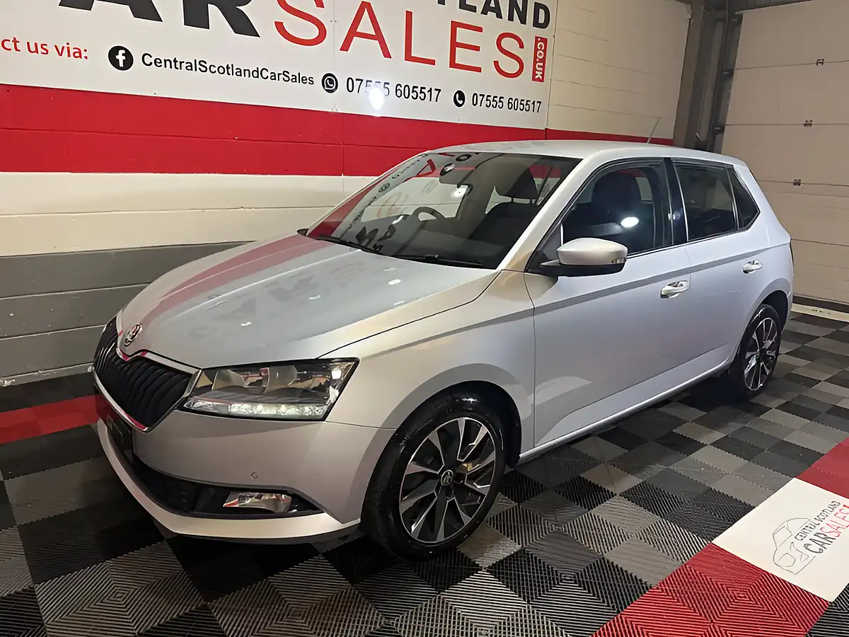 Used 2021 Skoda Fabia Se Drive Silver - Interior and Exterior details 6