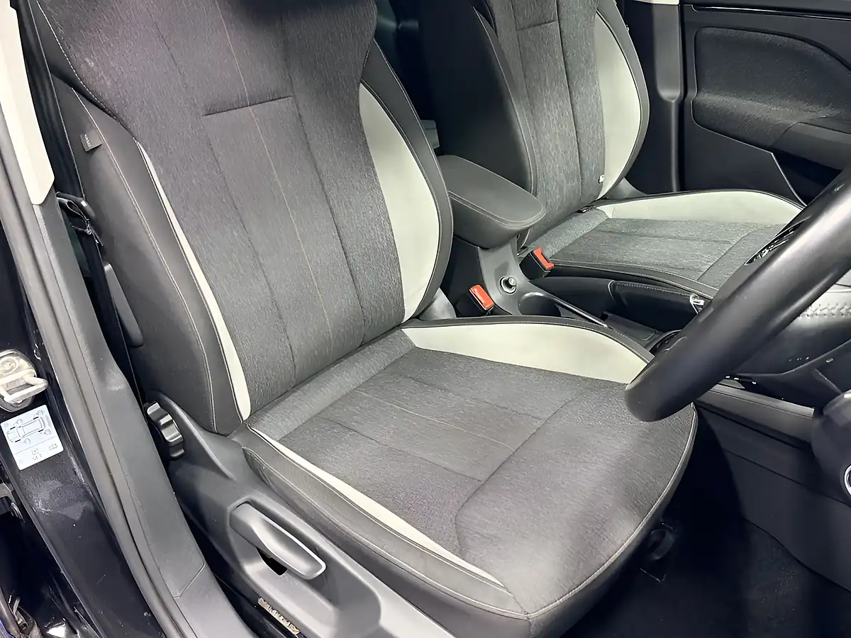 Used 2021 Skoda Kamiq Se L Black Magic Pearl Effect - Interior and Exterior details 13