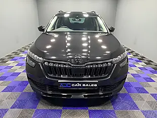 Used 2021 Skoda Kamiq Se L Black Magic Pearl Effect - Interior and Exterior details 5