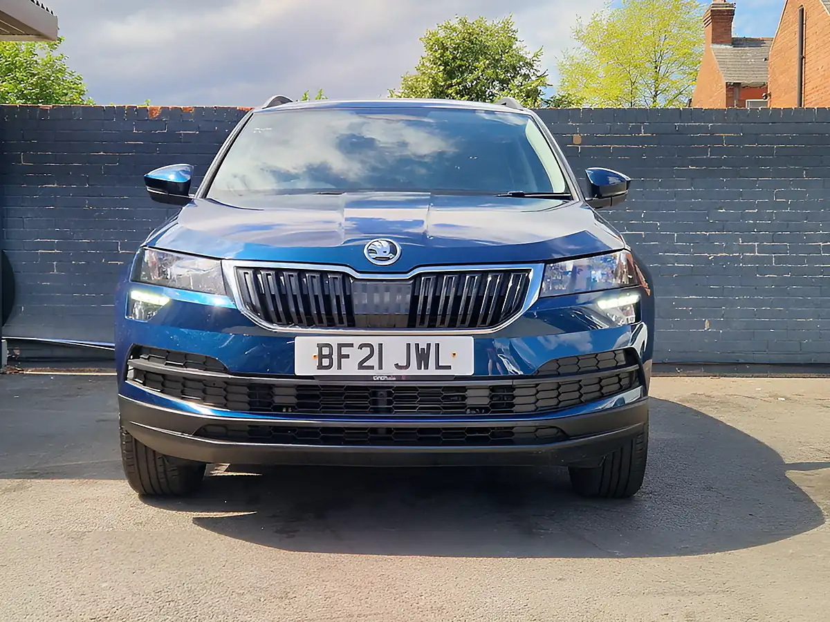 Used 2021 Skoda Karoq Se Blue - Interior and Exterior details 11