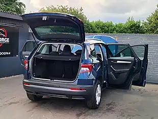 Used 2021 Skoda Karoq Se Blue - Interior and Exterior details 12