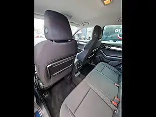 Used 2021 Skoda Karoq Se Blue - Interior and Exterior details 17