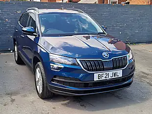 Used 2021 Skoda Karoq Se Blue - Interior and Exterior details 3