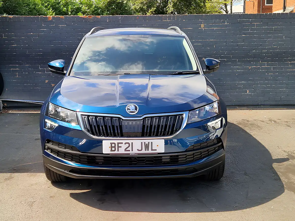 Used 2021 Skoda Karoq Se Blue - Interior and Exterior details 4