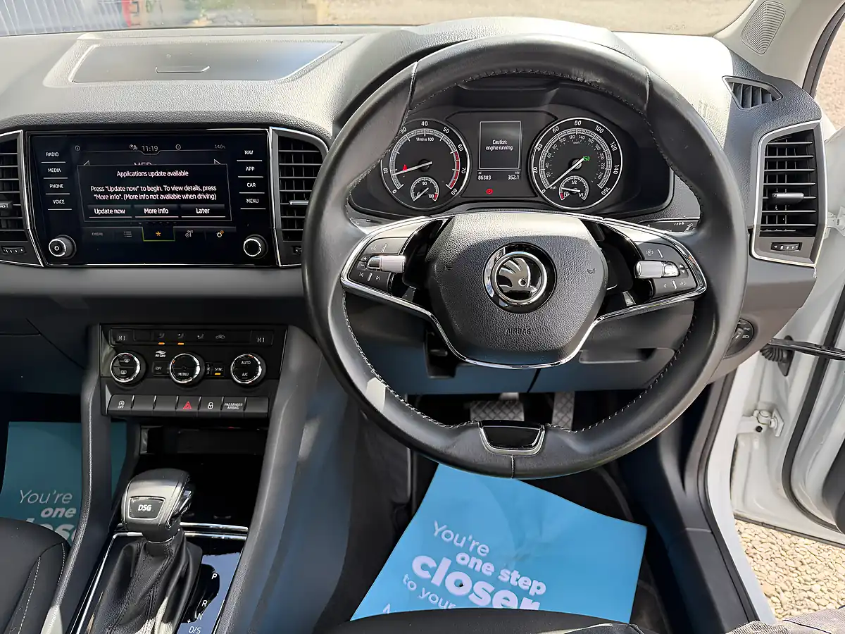 Used 2021 Skoda Karoq Se White - Interior and Exterior details 14