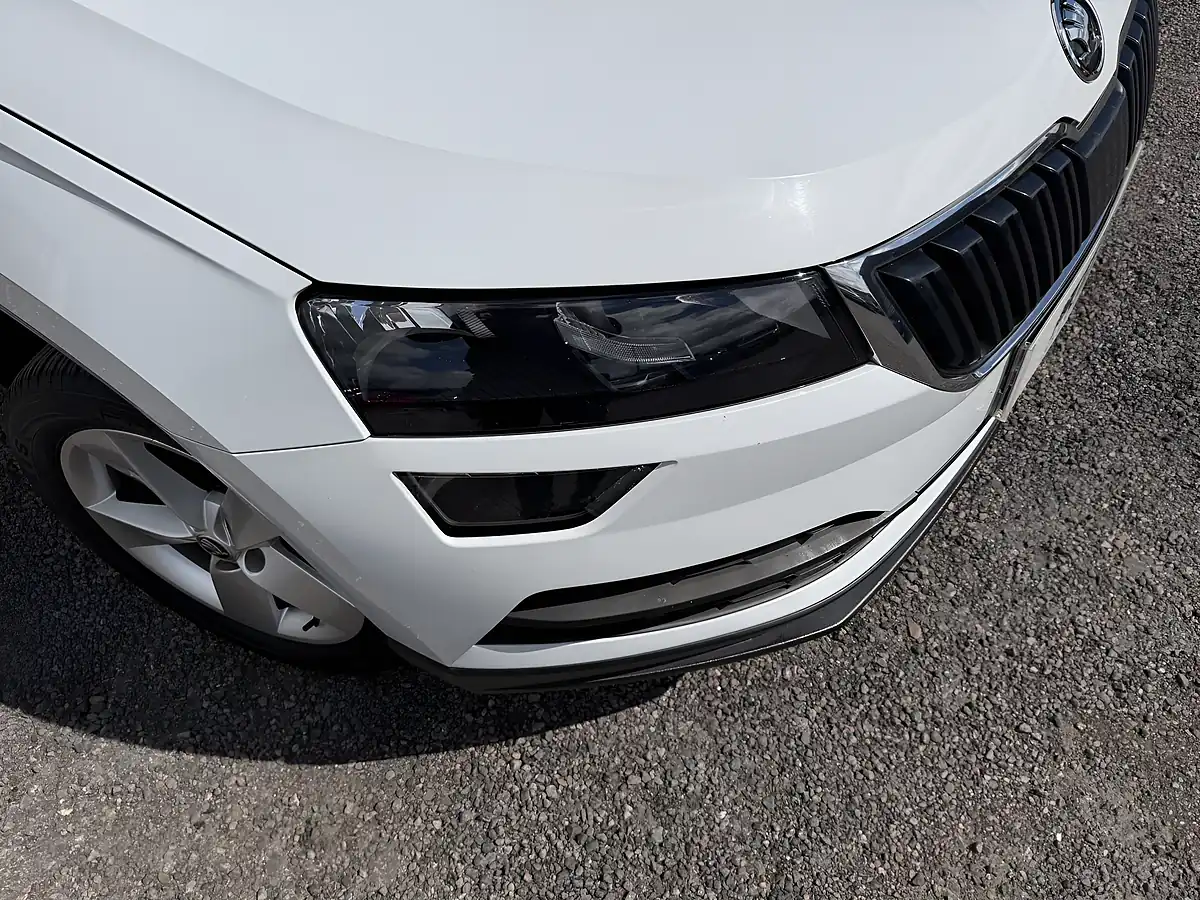 Used 2021 Skoda Karoq Se White - Interior and Exterior details 2