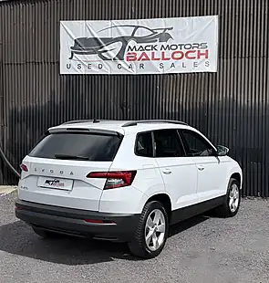 Used 2021 Skoda Karoq Se White - Interior and Exterior details 5