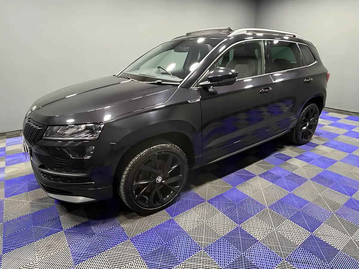 Used 2021 Skoda Karoq Sportline Black Magic - Interior and Exterior details 4