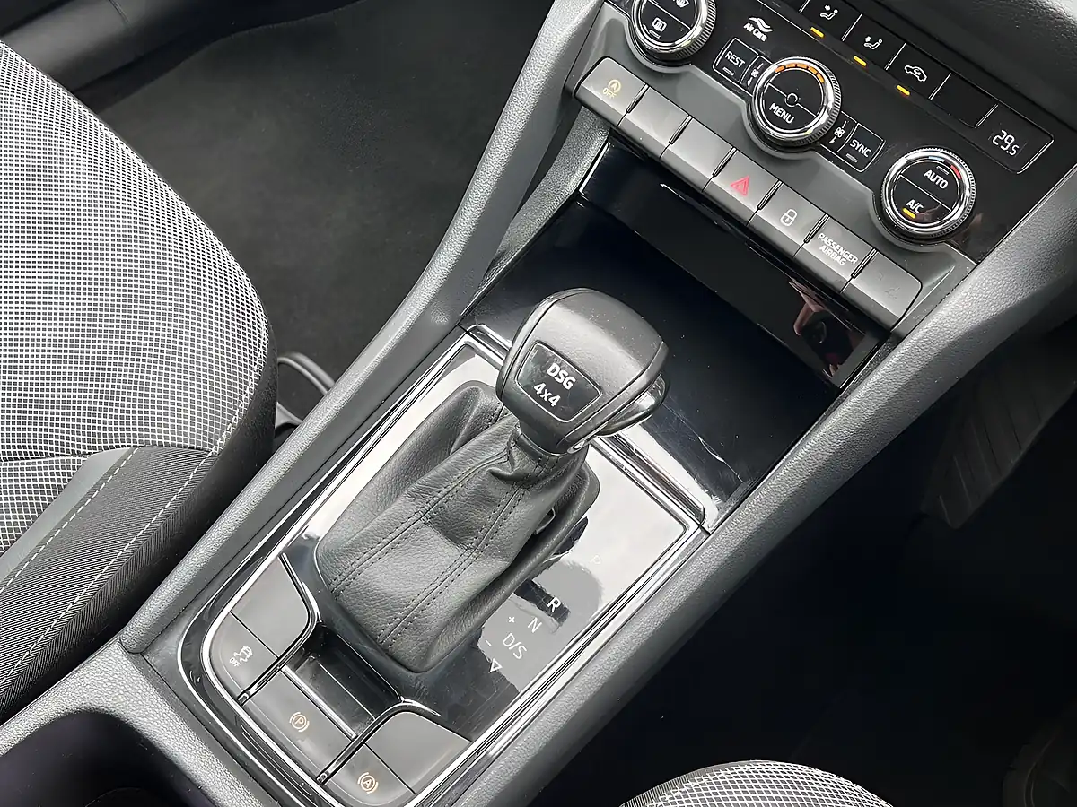 Used 2021 Skoda Kodiaq Se Black Magic Pearl Met - Interior and Exterior details 13